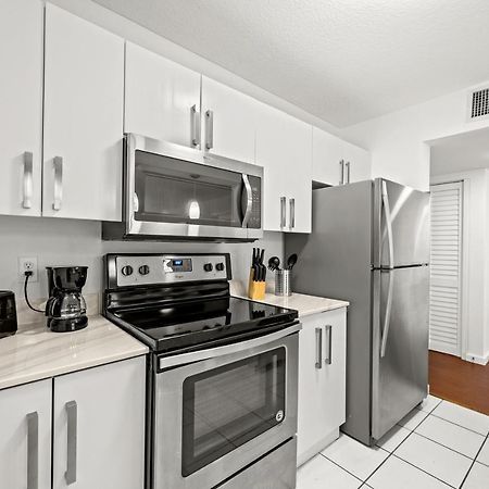 Amazing Condo With Free Parking In Brickell Miami Luaran gambar