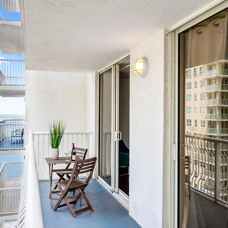 Amazing Condo With Free Parking In Brickell Miami Luaran gambar